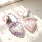 OEM/ODM Transparent Glitter Heart Flip Travel Comb with Built-in Mirror from Kaifam Manufacturing. Custom logo, Pantone colors, MOQ 100pcs, 15-day lead time. Request a free quote.